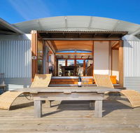 West End Beach House - Goulburn Accommodation