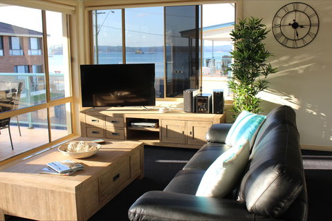 Beach Holiday Unit - Goulburn Accommodation 3