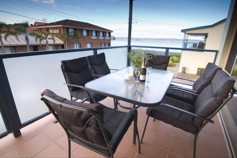 Beach Holiday Unit - Goulburn Accommodation 5