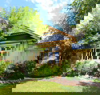 Cotswold Gardens Armidale - Goulburn Accommodation