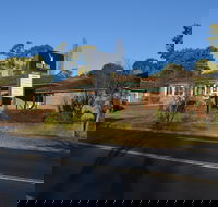 Deer Park Motor Inn Armidale - Goulburn Accommodation