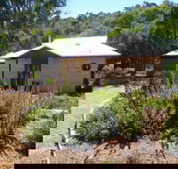 Jalbrook  Estate-  CottagesAlpacasGallery  Function Centre - Goulburn Accommodation