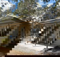 Robinsons Cabin - Goulburn Accommodation