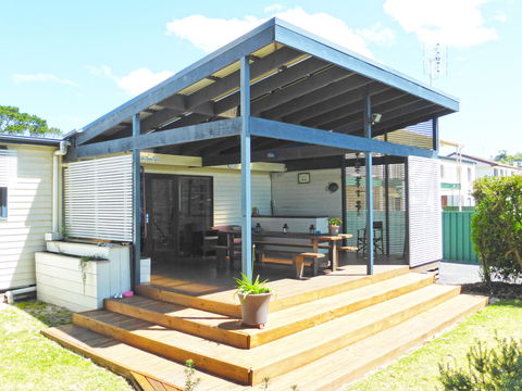 Sandy Shore Hideaway - Goulburn Accommodation 0