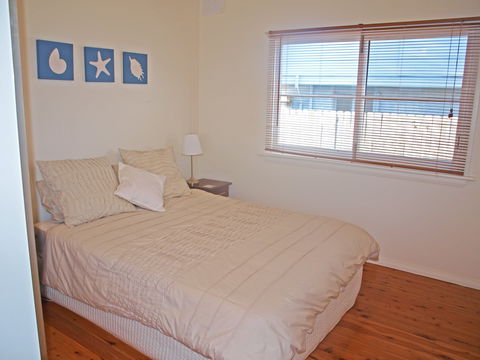 Sandy Shore Hideaway - Goulburn Accommodation 7