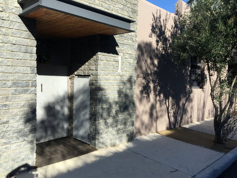 Westerley Accommodation - James House - Goulburn Accommodation 8