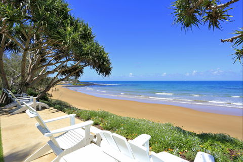 ZEN Beach Retreat - Goulburn Accommodation 2