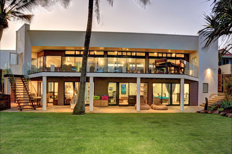 ZEN Beach Retreat - Goulburn Accommodation 3