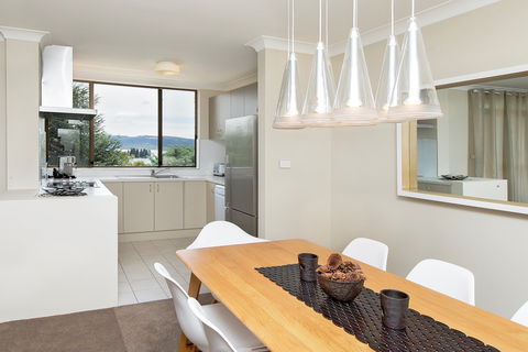 Avalanche 6 - Goulburn Accommodation 2
