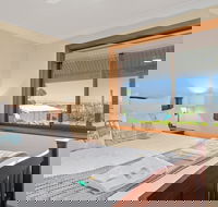 Century21 SouthCoast Reef  Vines Port Noarlunga - Goulburn Accommodation