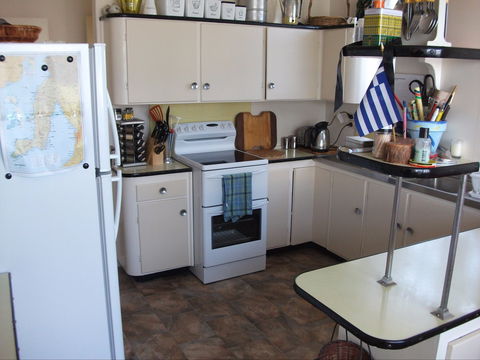 Sea Crest - Goulburn Accommodation 1