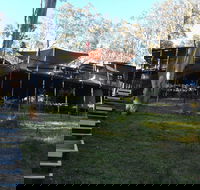 Six Foot Track Lodge - Goulburn Accommodation