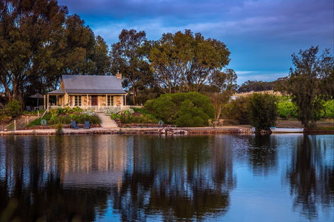Stonewell Cottages And Vineyards - Goulburn Accommodation 0
