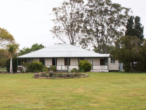 Vineyard Cottage - Goulburn Accommodation 0