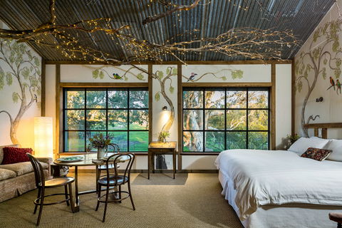 Australia Suite - Goulburn Accommodation 0