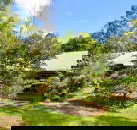 Bushland Cottages and Lodge Yungaburra - Goulburn Accommodation