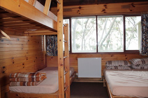 Edski Lodge - Goulburn Accommodation 1
