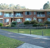 Lavender Point Holiday Units - Goulburn Accommodation