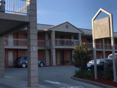 Littomore Hotel And Suites - Goulburn Accommodation 0