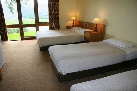Mountain Creek Motel Bar And Restaurant - Goulburn Accommodation 2