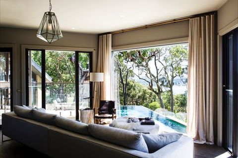 Pretty Beach House - Goulburn Accommodation 1