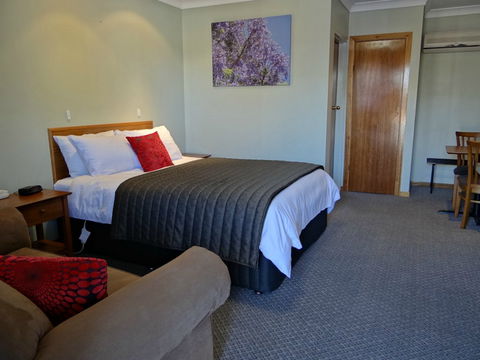 Roydons Motor Inn - Goulburn Accommodation 1