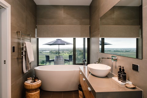 Shadow Creek McLaren Vale - Goulburn Accommodation 1