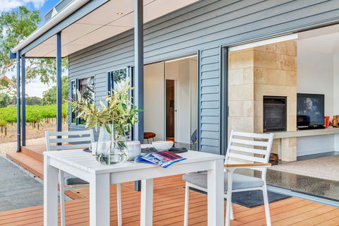 Shadow Creek McLaren Vale - Goulburn Accommodation 2