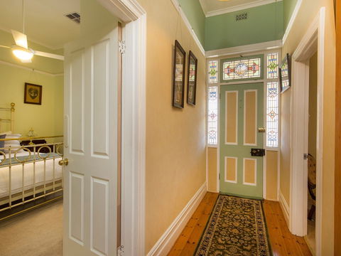 SINKINSON HOUSE - Mount Torrens - Goulburn Accommodation 1