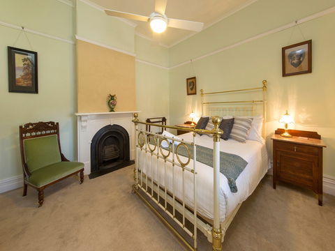 SINKINSON HOUSE - Mount Torrens - Goulburn Accommodation 2