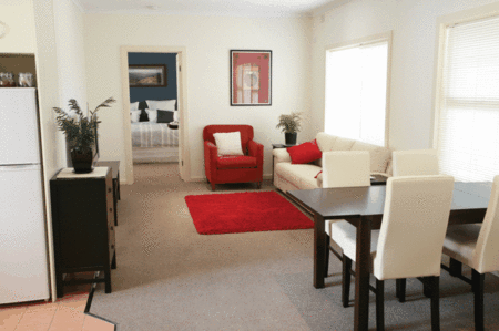 Off Mountain Accommodation - Goulburn Accommodation