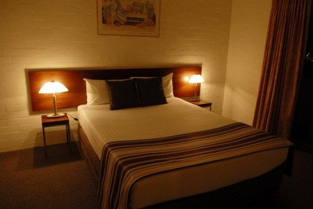 Atrium Resort Mandurah - Goulburn Accommodation 2