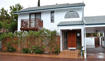 Dolphin Lodge - Goulburn Accommodation