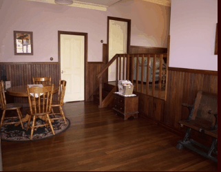 Pemberton Old Picture Theatre Holiday Apartments - Goulburn Accommodation 2