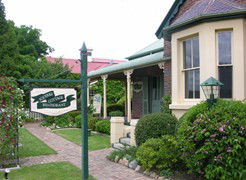 Country Comfort Armidale - Goulburn Accommodation 2