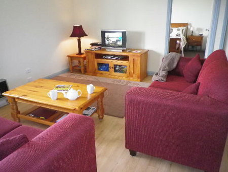 Nutkin Lodge - Goulburn Accommodation 2