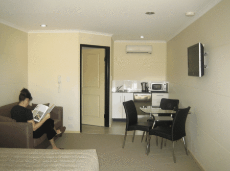 Balranald Club Motel - Goulburn Accommodation