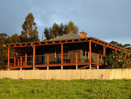 Diamond Tree Farm Stay - Goulburn Accommodation 1