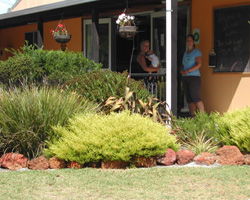 Walpole Lodge - Goulburn Accommodation 4