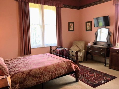Cambridge House B&B - Goulburn Accommodation 1