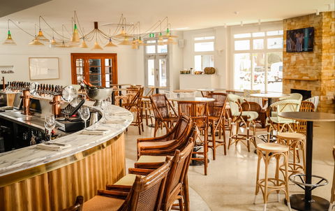 Charing Cross Hotel Waverley - Goulburn Accommodation 2