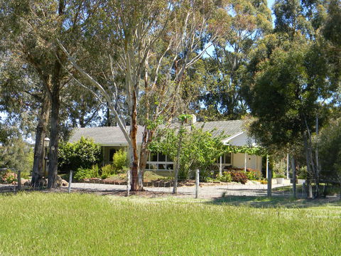 Cygnet Park Country Retreat - Goulburn Accommodation 1