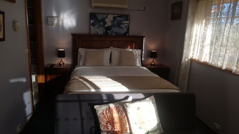 Factory Lane Bed & Breakfast - Goulburn Accommodation 1