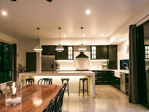 Friday Sabai - Goulburn Accommodation 2