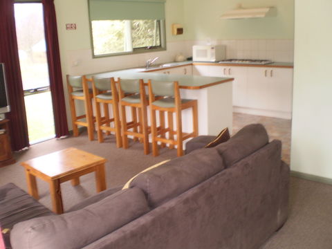 Khancoban Rose Holiday Units - Goulburn Accommodation 2