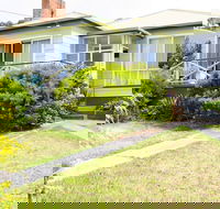 Lady Barron Holiday Home - Goulburn Accommodation