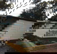 Lake Albert Caravan Park Meningie SA - Goulburn Accommodation
