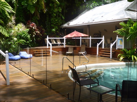 Palm Cove Tropic Apartments - Goulburn Accommodation 0