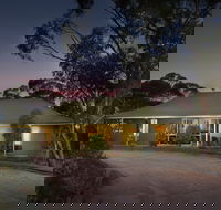 Riverbush Cottages - Goulburn Accommodation