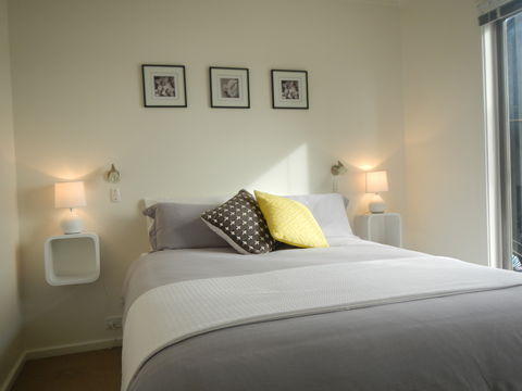 Washpool Retreat- Waterfront Living - Goulburn Accommodation 2